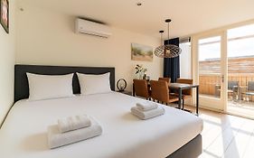 3 Stylish Apartments In The Heart Of Breda City Center